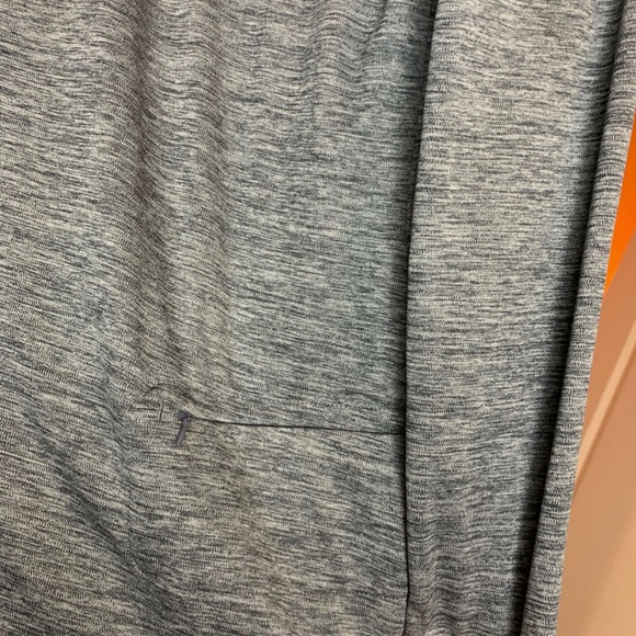Old Navy Active Go Dry Hoodie Long Sleeve Shirt S - Picture 3 of 4